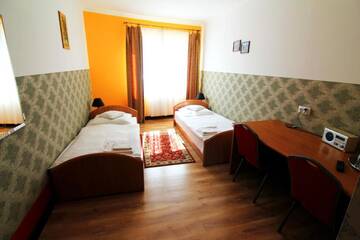 Фото номера Двухместный номер с 2 отдельными кроватями Отель FusGym Resort г. Ожарув-Мазовецкий 5